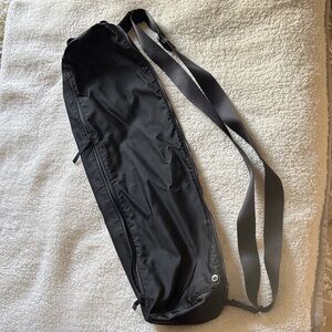 Lululemon yoga mat bag